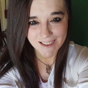 Meet your Posher, Layla